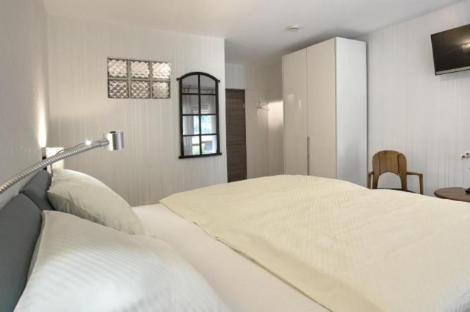 Hotel Weinhaus Henerichs Pommern Zewnętrze zdjęcie